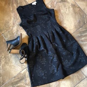 Elle black brocade stretch sleeveless dress rose 8